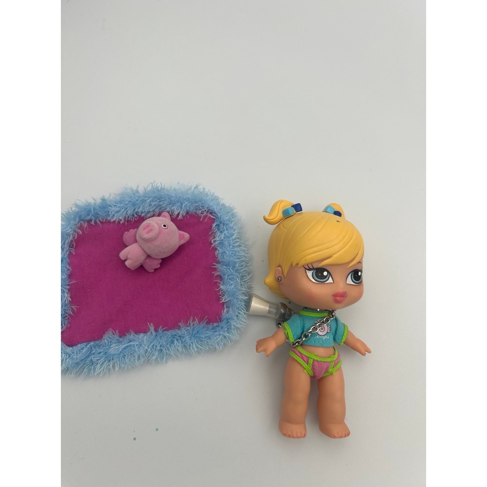 Bratz Babyz Cloe doll with pet pig